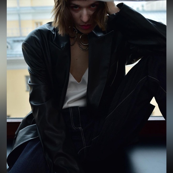 🔱 Meet your Seller 🔱 𝕰𝖉𝖊𝖓 - Picture 13 of 16